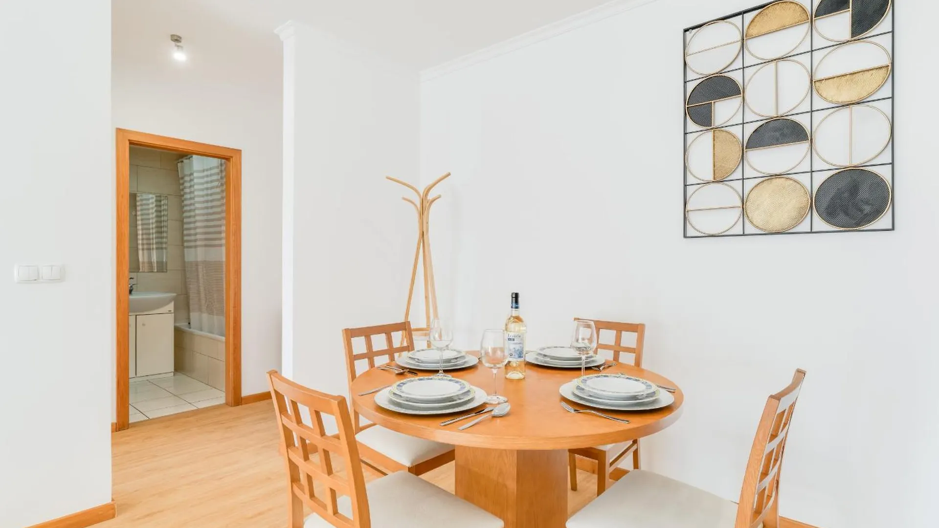 Estetania Apartment By Ah Santa Cruz