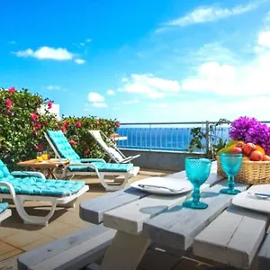 Apartment Triplex Terrasse Vue Exclusive Sur L Ocean ,wifi, Santa Cruz (Madeira)